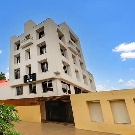 Super Collection O Ashram Road Near Sardar Bridge Formerly Hotel Apple Inn อาเมดาบัด ภายนอก รูปภาพ