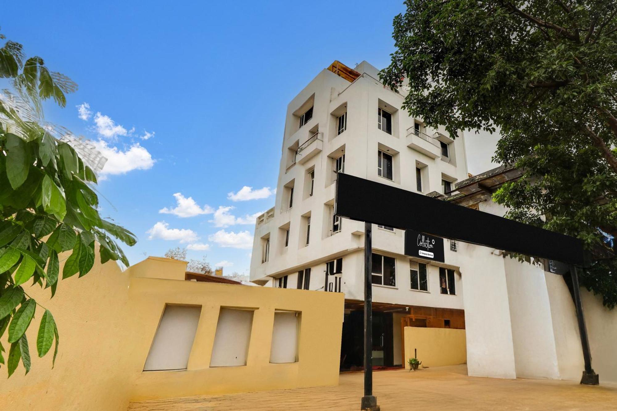 Super Collection O Ashram Road Near Sardar Bridge Formerly Hotel Apple Inn อาเมดาบัด ภายนอก รูปภาพ